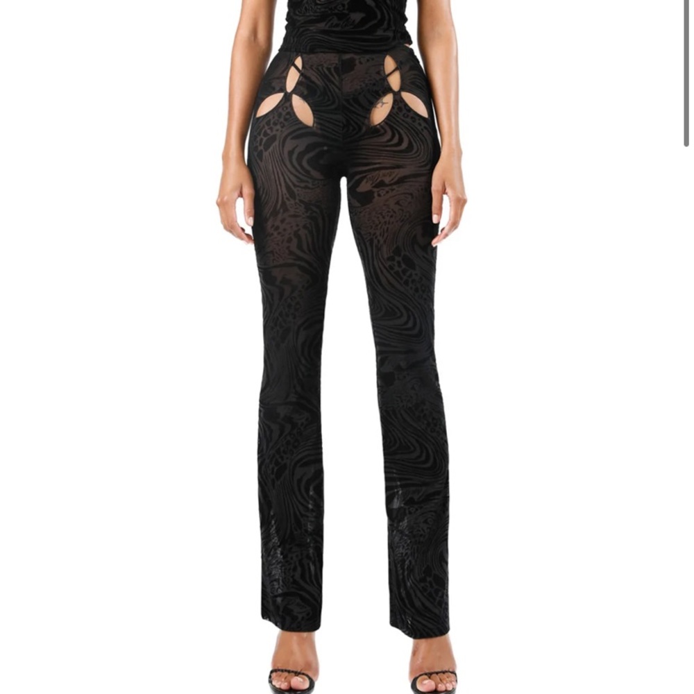 I.Am.Gia Amina Pant. The pants are fully a velvety fabric, size L.